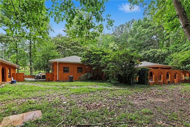 6130 Tennis Circle, Fairburn, GA 30213