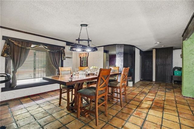 6130 Tennis Circle, Fairburn, GA 30213