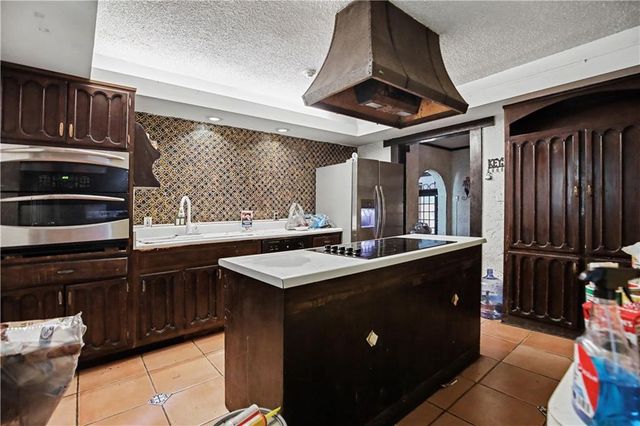 6130 Tennis Circle, Fairburn, GA 30213