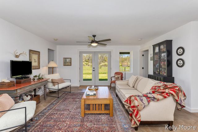 11117 W Snows Lake Road, Greenville, MI 48838