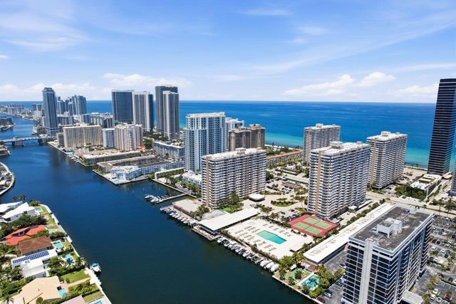 1985 S Ocean Drive 17d, Hallandale Beach, FL 33009