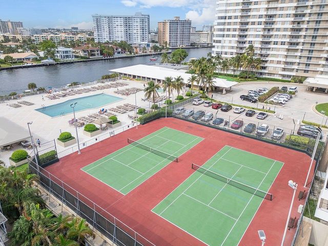 1985 S Ocean Drive 17d, Hallandale Beach, FL 33009