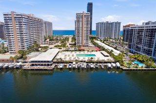 1985 S Ocean Drive 17d, Hallandale Beach, FL 33009