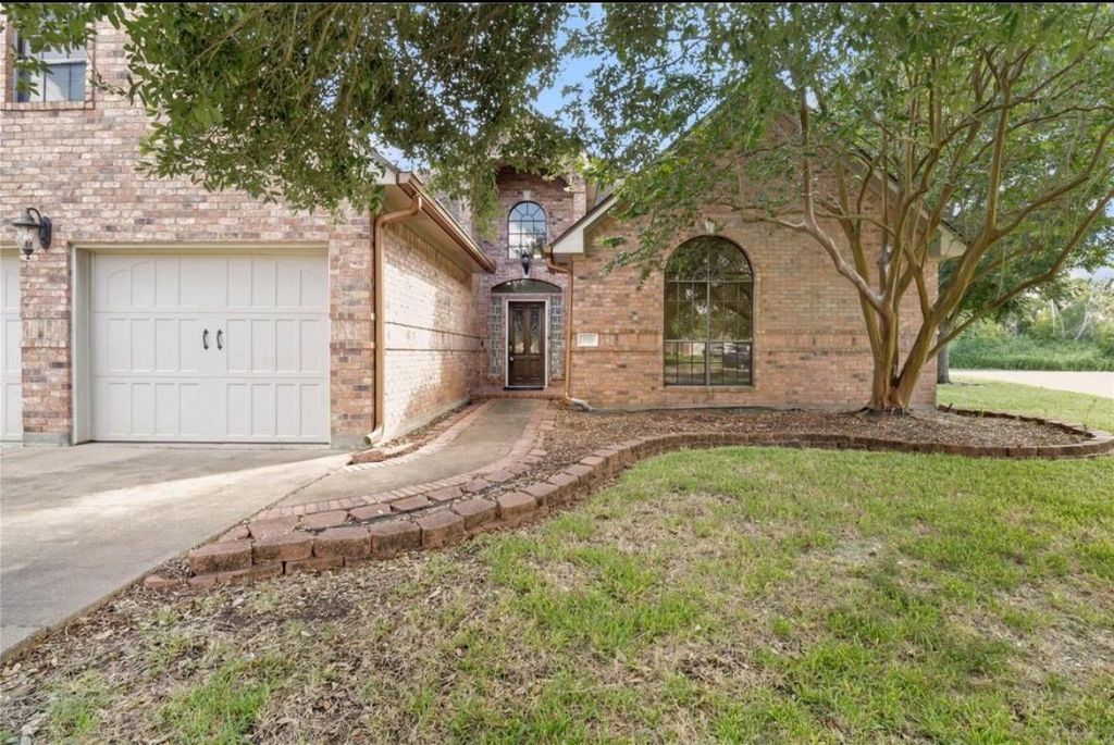 1010 Mockingbird Lane, Richwood, TX 77531