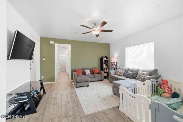 6122 Clapton Place, Las Cruces, NM 88012