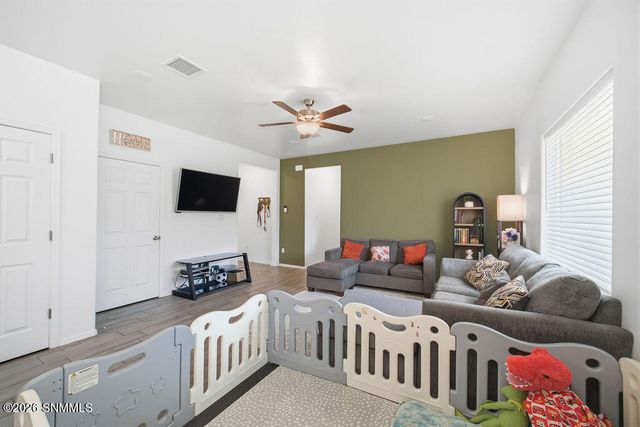 6122 Clapton Place, Las Cruces, NM 88012