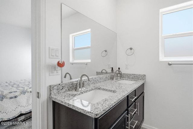 6122 Clapton Place, Las Cruces, NM 88012