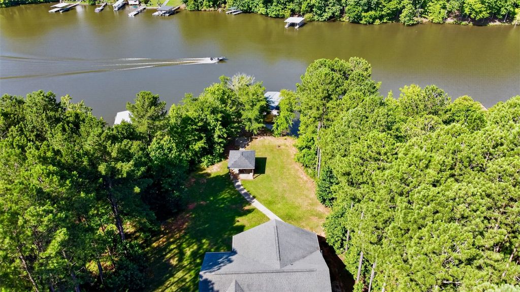 112 waterside Drive, Iva, SC 29655