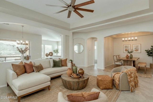 33849 N 43RD Street, Cave Creek, AZ 85331