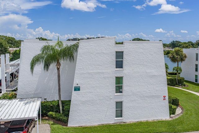 1655 S HIGHLAND AVENUE I379, Clearwater, FL 33756