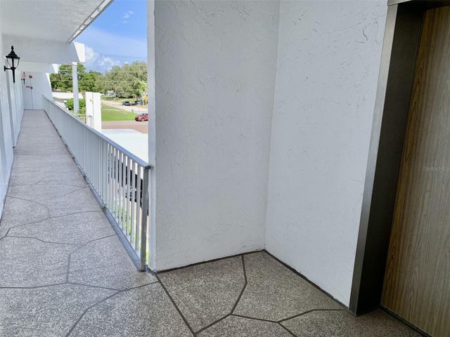 1655 S HIGHLAND AVENUE I379, Clearwater, FL 33756