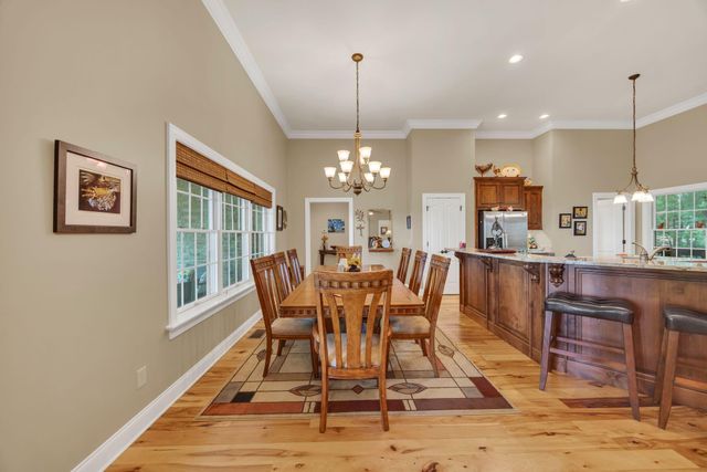 717 Rushing Water Trail, Rising Fawn, GA 30738
