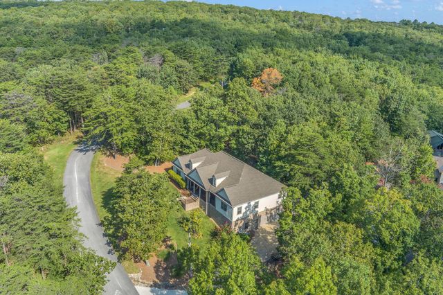 717 Rushing Water Trail, Rising Fawn, GA 30738
