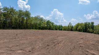 555 New Era Bluff Rd, Linden, TN 37096