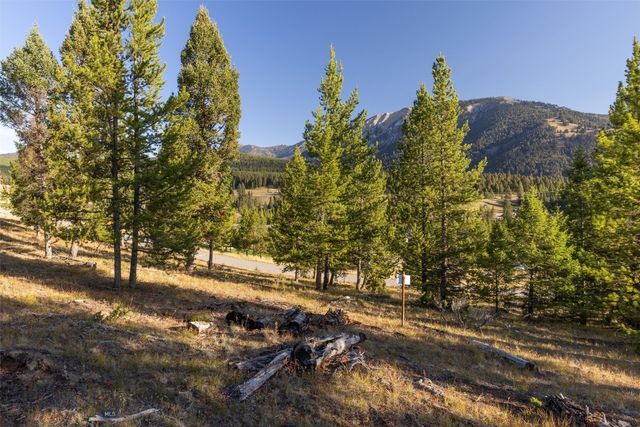 525 Fourpoint Road, Big Sky, MT 59716