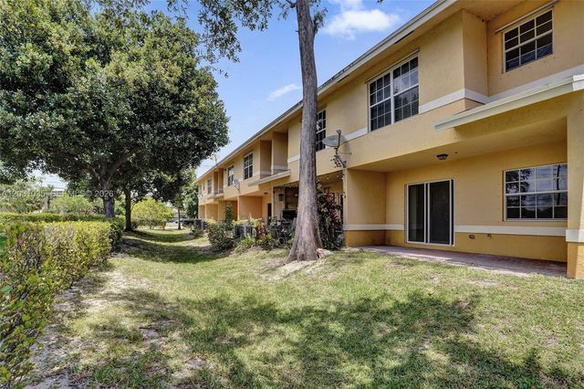 1363 Avon Lane, North Lauderdale, FL 33068
