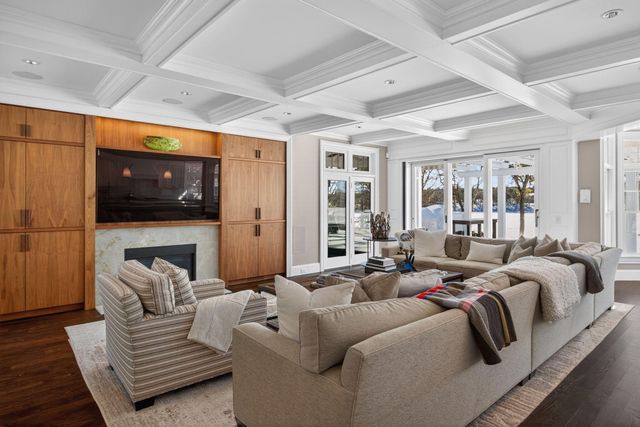 197 Woodland Way, North Chatham, MA 02650