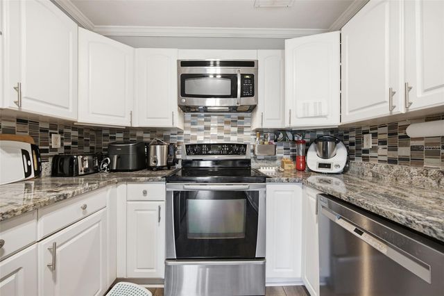 4101 W NEPTUNE STREET, Tampa, FL 33629