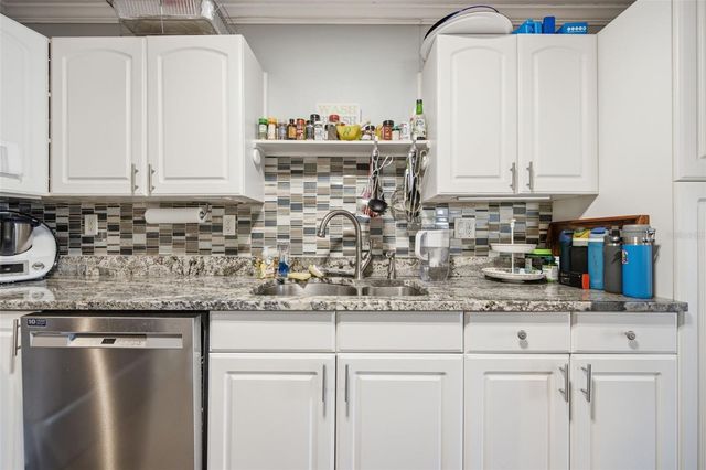 4101 W NEPTUNE STREET, Tampa, FL 33629
