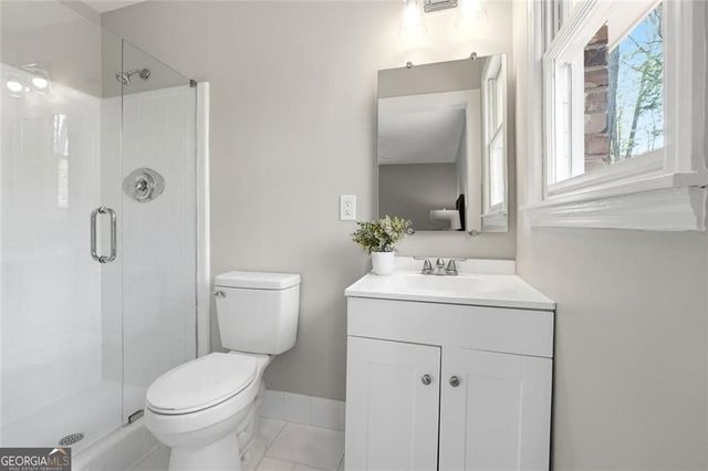 4304 Lindsey Way NE, Roswell, GA 30075