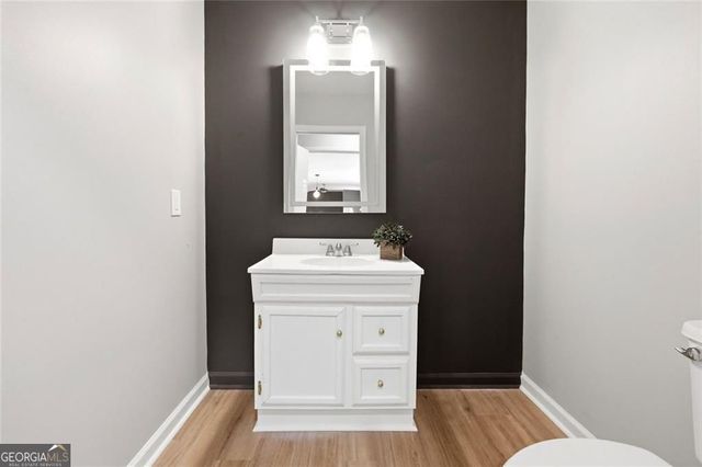 4304 Lindsey Way NE, Roswell, GA 30075