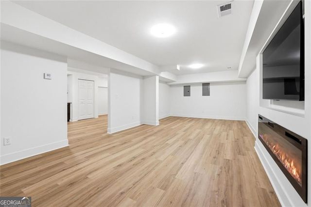 4304 Lindsey Way NE, Roswell, GA 30075