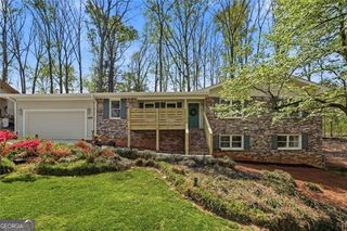 4304 Lindsey Way NE, Roswell, GA 30075