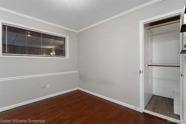 8909 Shannon Drive, Sterling Heights, MI 48314