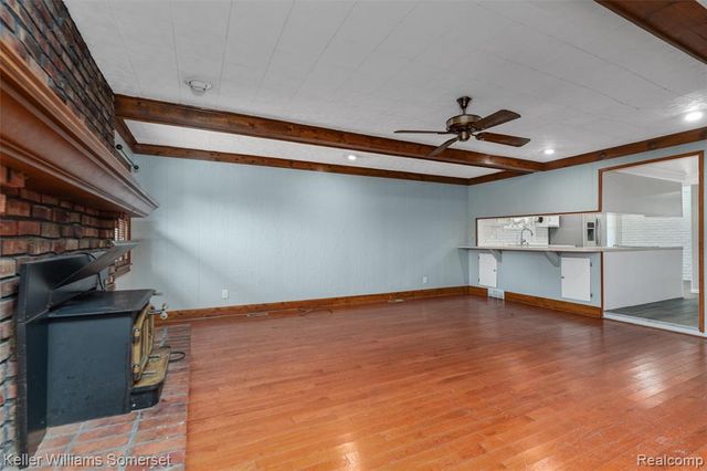 8909 Shannon Drive, Sterling Heights, MI 48314