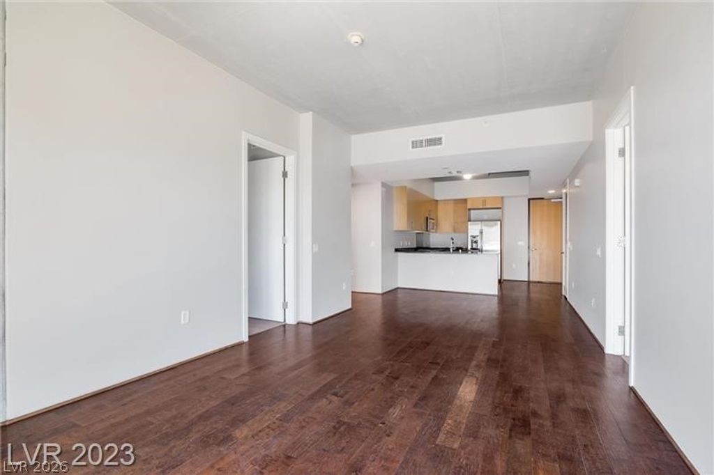 353 East Bonneville Avenue 375, Las Vegas, NV 89101 — photo 3