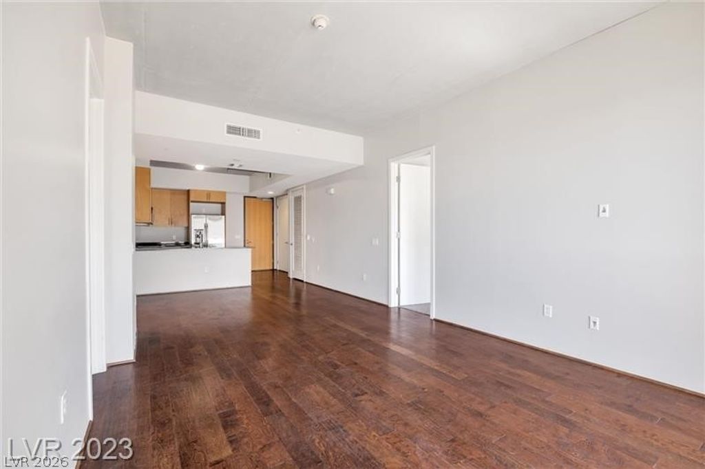 353 East Bonneville Avenue 375, Las Vegas, NV 89101 — photo 4