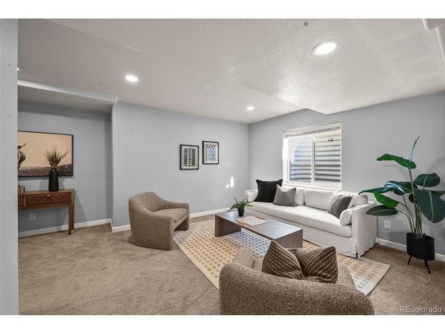 3152 Meadowbrook Pl, Dacono, CO 80514