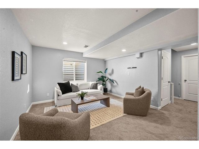 3152 Meadowbrook Pl, Dacono, CO 80514