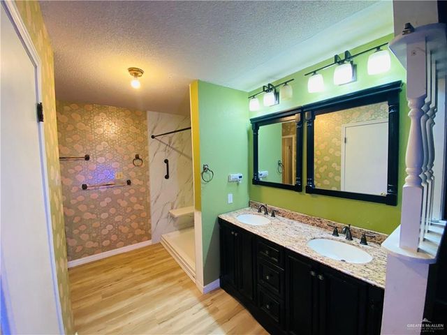 2004 Pelican Avenue, Mcallen, TX 78504