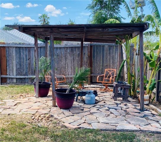 2004 Pelican Avenue, Mcallen, TX 78504