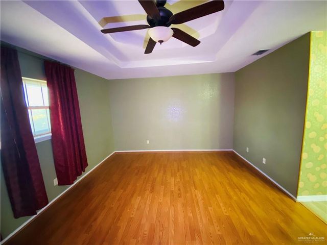 2004 Pelican Avenue, Mcallen, TX 78504