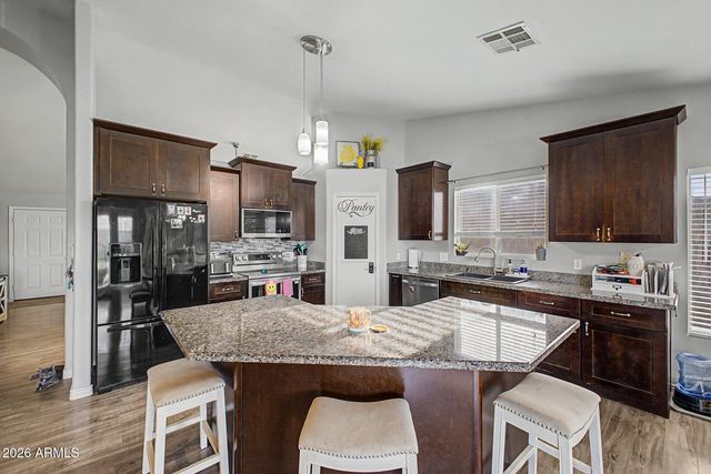 514 S 104TH Street, Mesa, AZ 85208