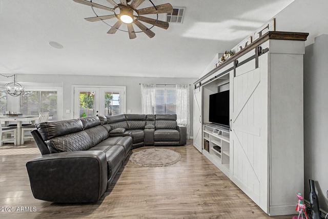 514 S 104TH Street, Mesa, AZ 85208