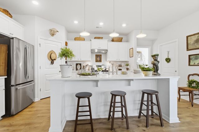 516 Misty Bluff Circle, Huger, SC 29450