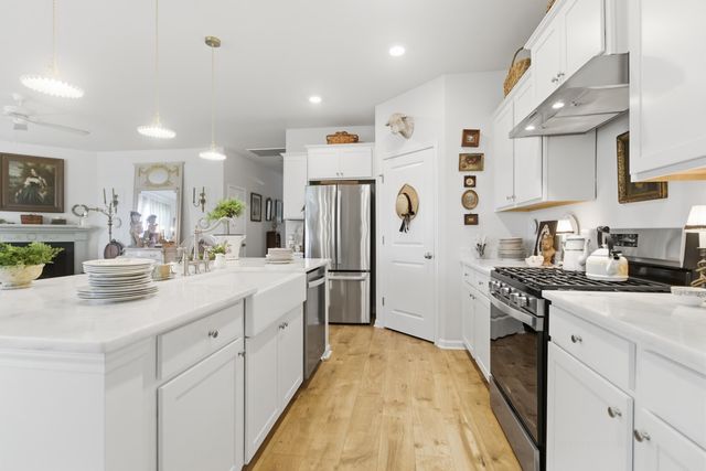 516 Misty Bluff Circle, Huger, SC 29450