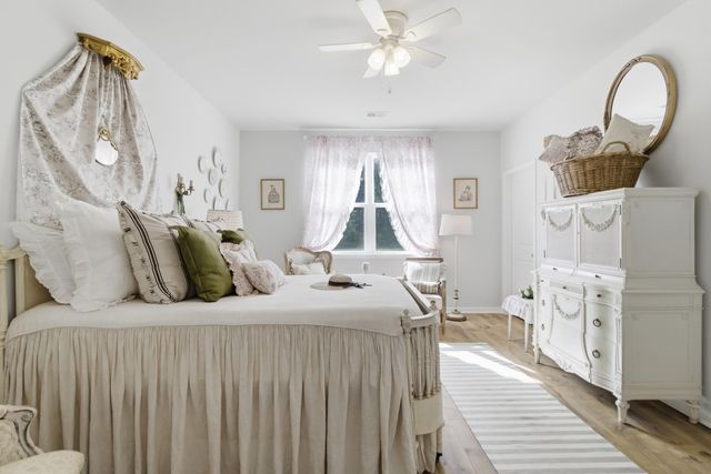 516 Misty Bluff Circle, Huger, SC 29450
