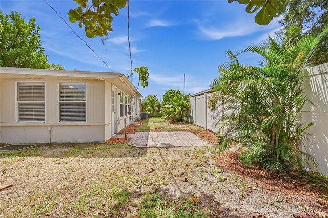 375 64TH STREET S, St Petersburg, FL 33707