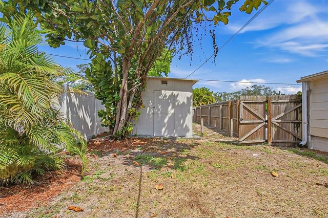 375 64TH STREET S, St Petersburg, FL 33707