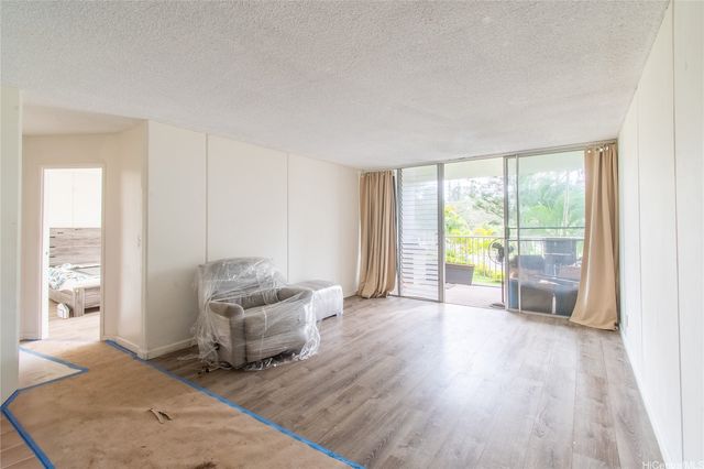 95-020 Waihonu Street C202, Mililani, HI 96789