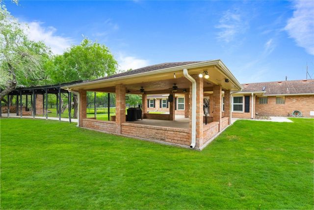 4662 County Road 2221, Odem, TX 78370