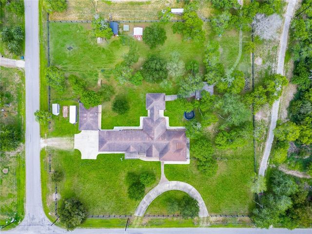 4662 County Road 2221, Odem, TX 78370