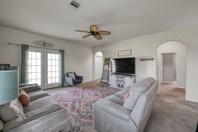12054 Powderhorn Lane, Pinehurst, TX 77362