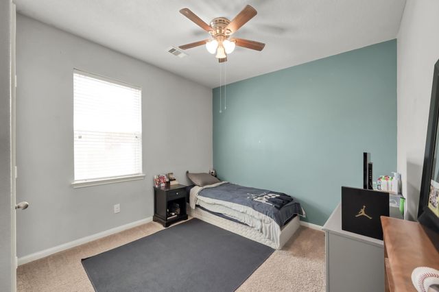 12054 Powderhorn Lane, Pinehurst, TX 77362