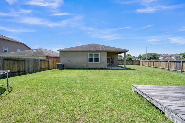 12054 Powderhorn Lane, Pinehurst, TX 77362