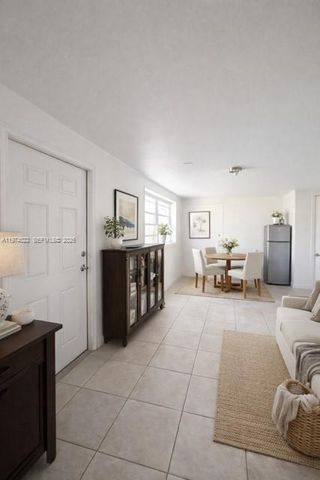 31 SE 7th St, Dania Beach, FL 33004